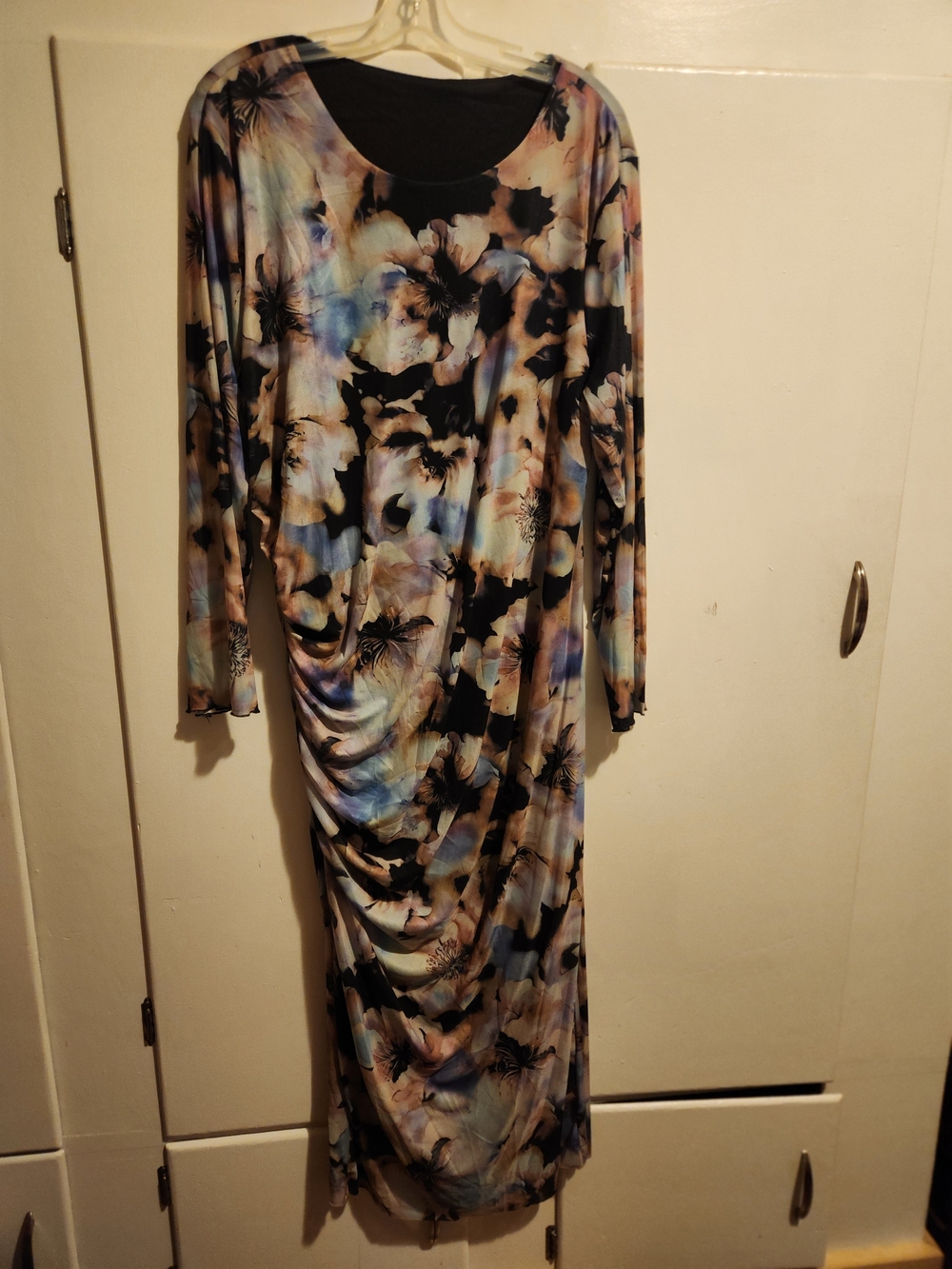 Floral Print Long Sleeve Ruched Maxi Dress - Black Multi